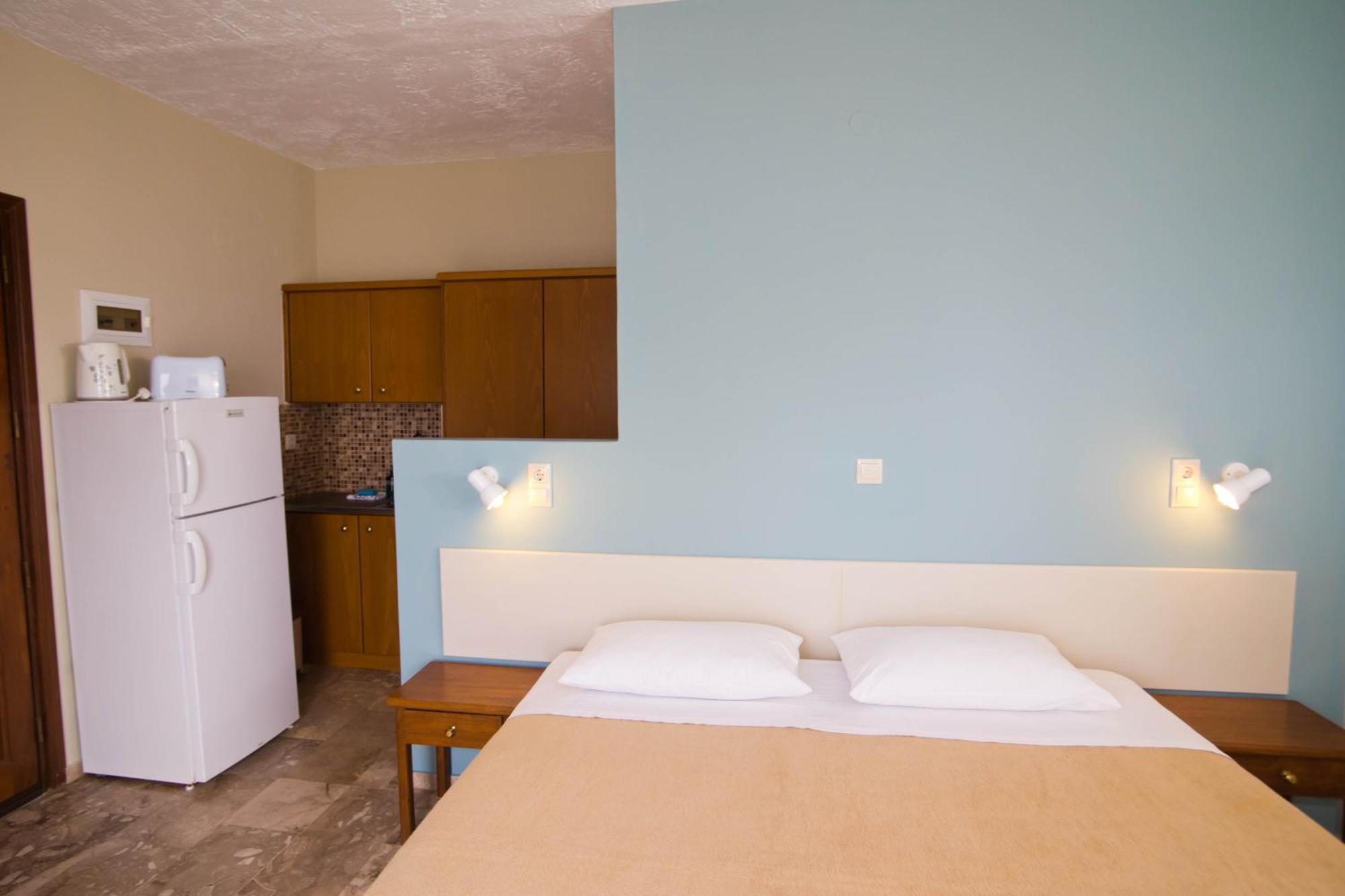 Acropolis Hotel Масурі Екстер'єр фото