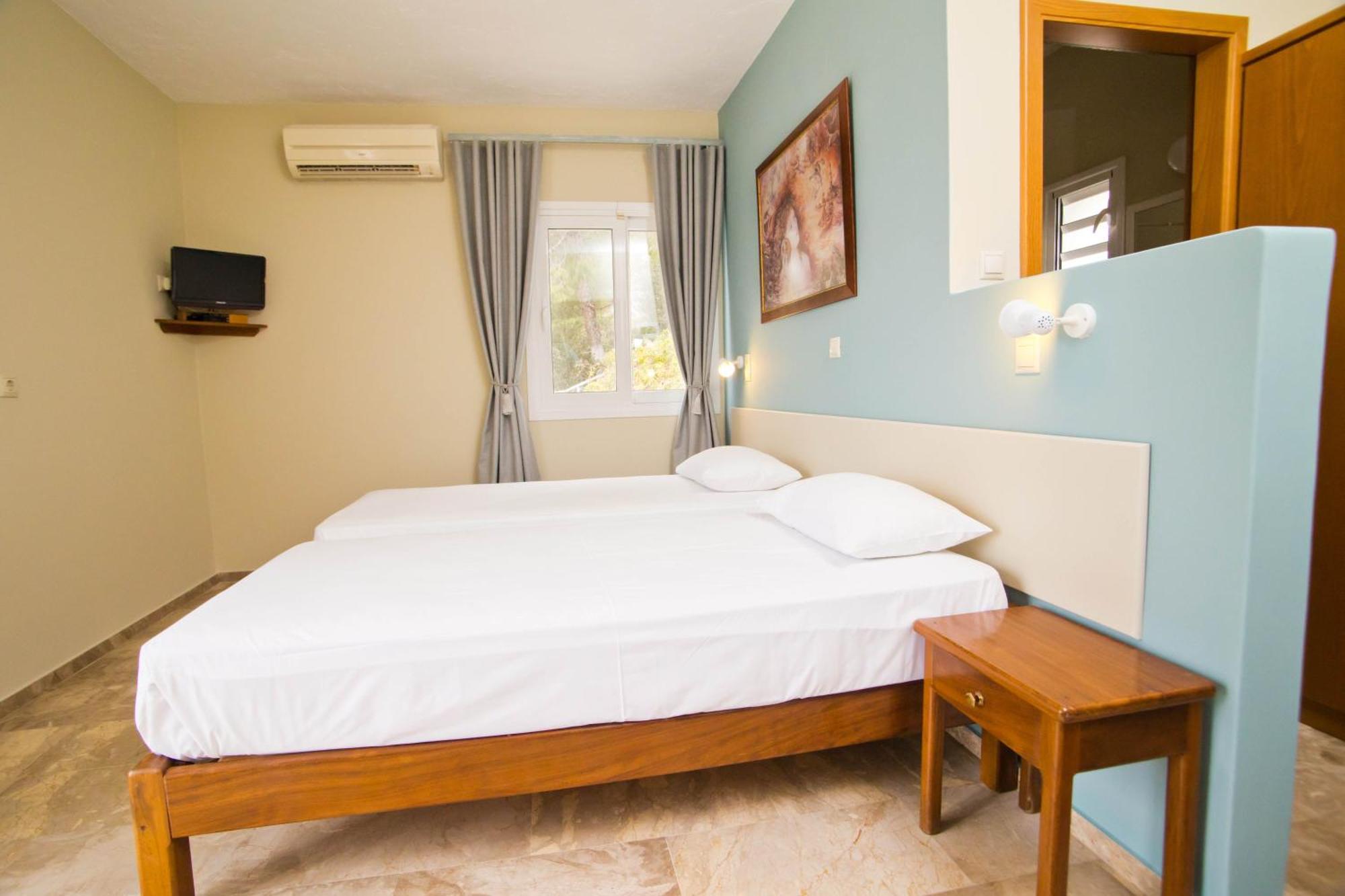 Acropolis Hotel Масурі Екстер'єр фото