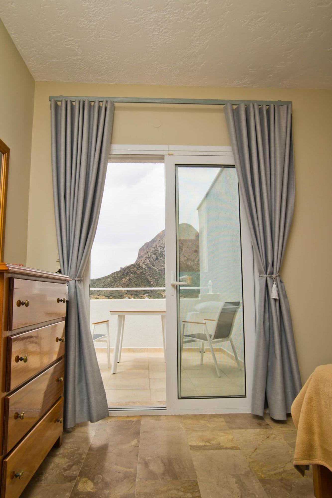 Acropolis Hotel Масурі Екстер'єр фото